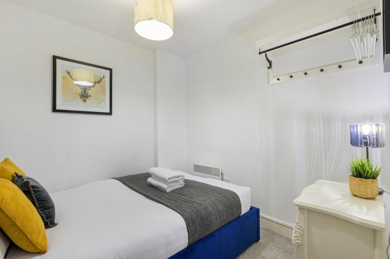 Apartment Host & - Henry's Hideaway Liverpool
